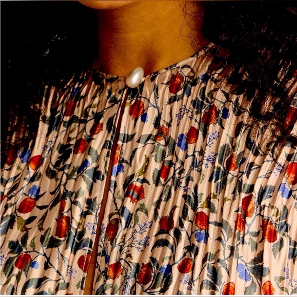 Vince Multicolor Floral Blouse Women’s
Size: XL - Picture 3 of 13